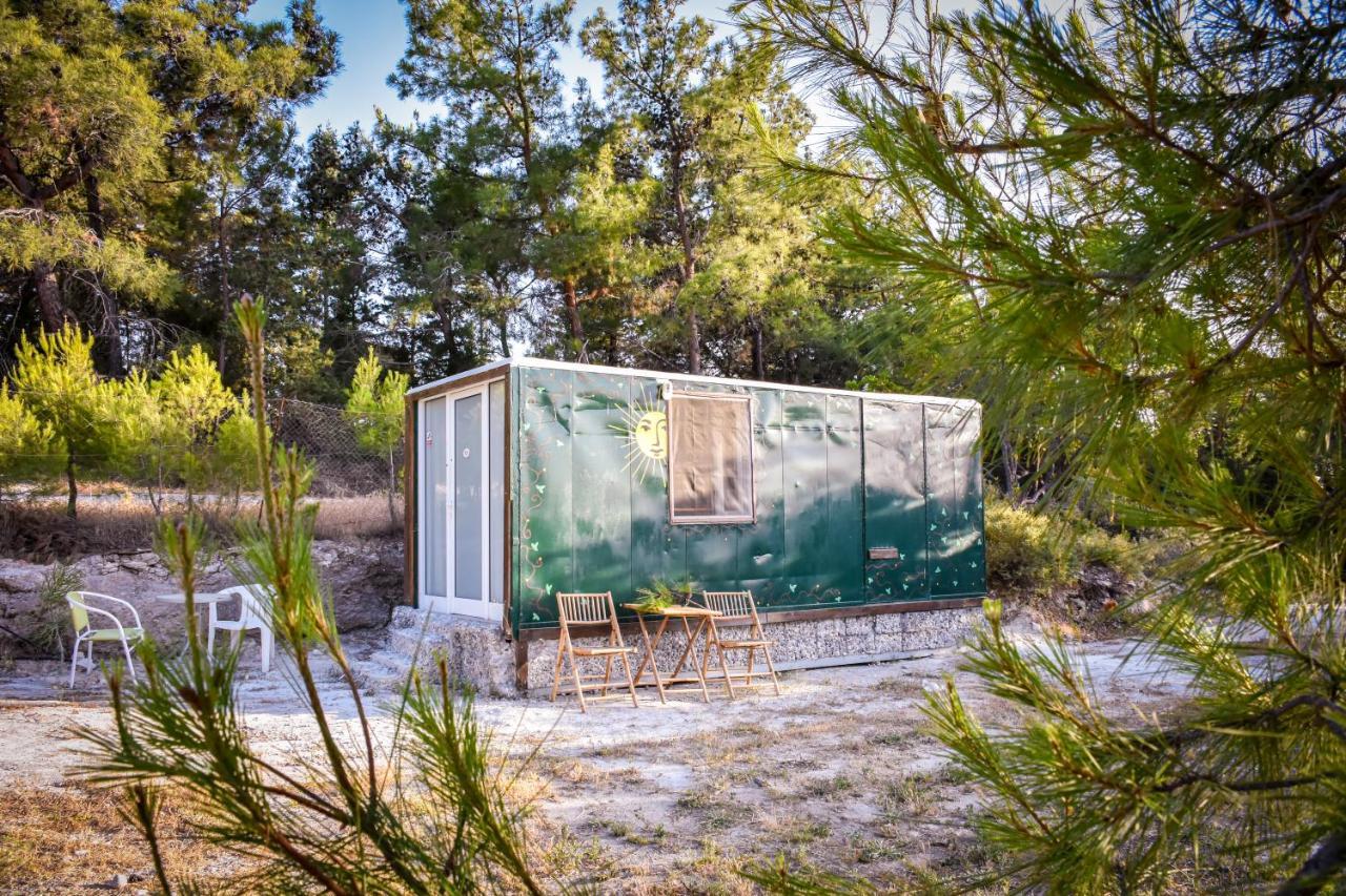 Drolma Ling Nature Cabins Theologos  Ngoại thất bức ảnh