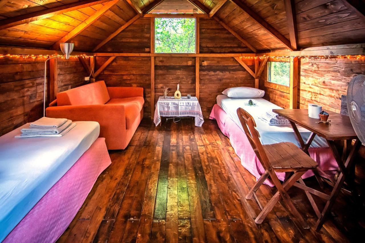 Drolma Ling Nature Cabins Theologos  Ngoại thất bức ảnh